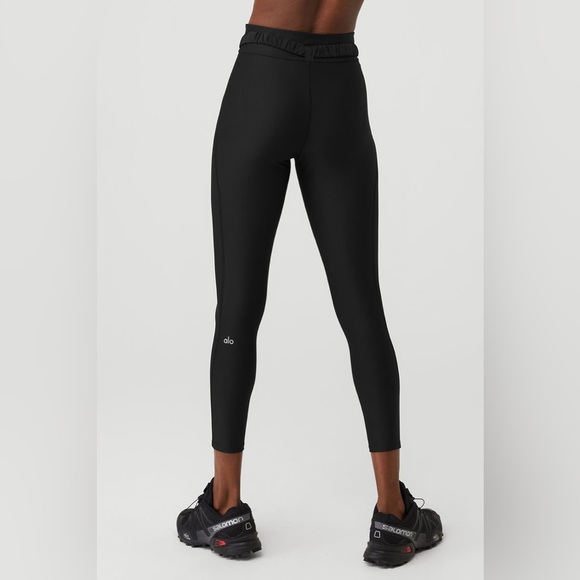 Airlift High-Waist 7/8 Charmer Legging - Picture 2 of 4